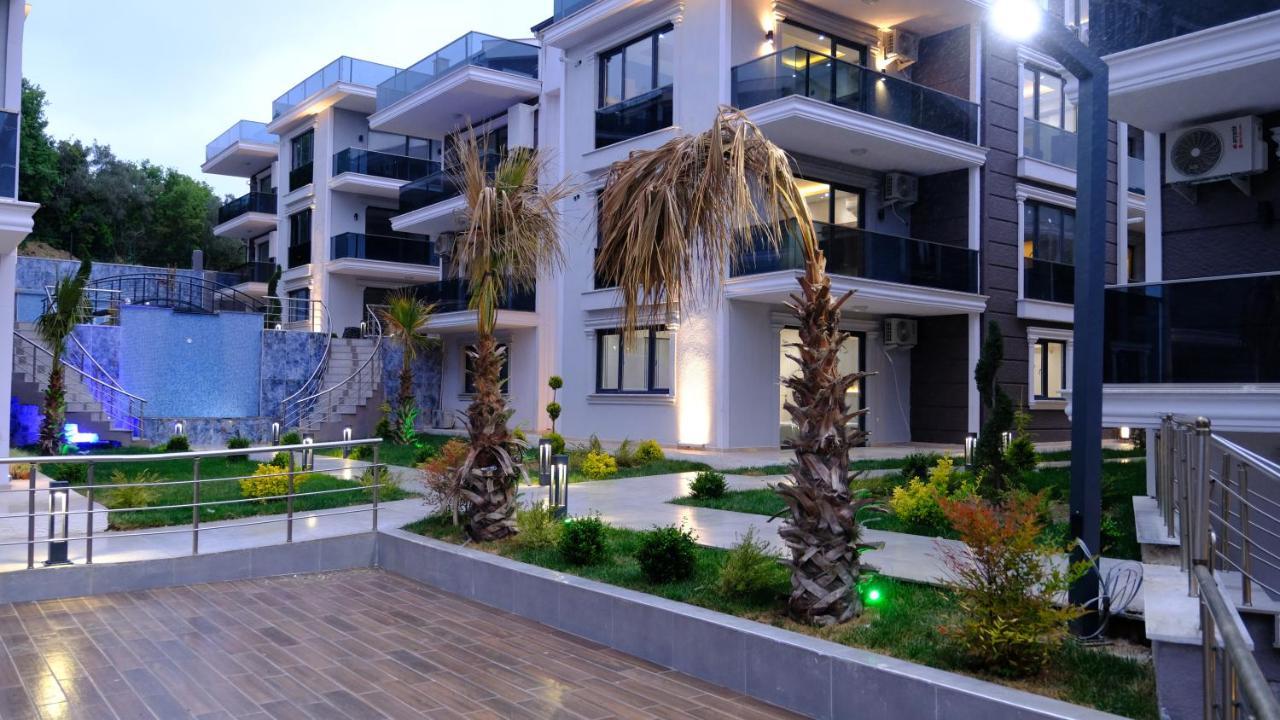 Aparthotel Flower City Suits à Yalova  Extérieur photo