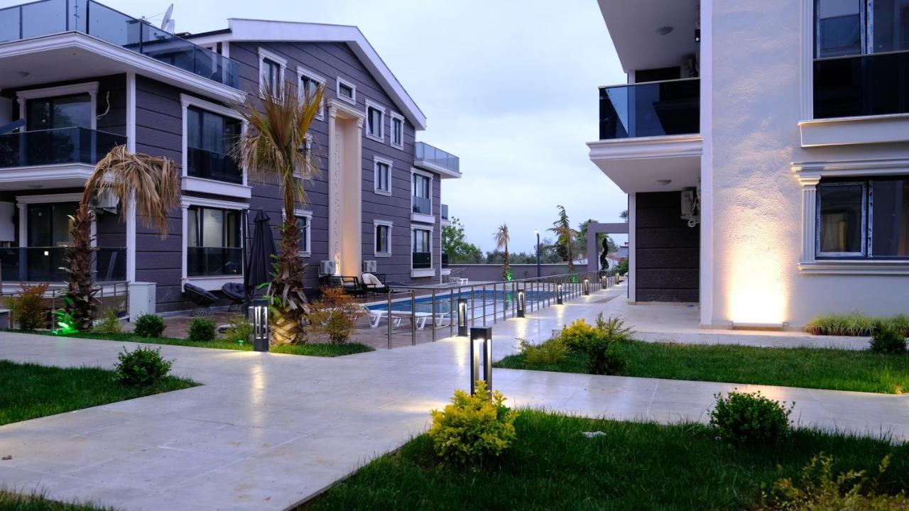 Aparthotel Flower City Suits à Yalova  Extérieur photo
