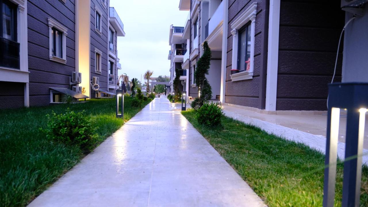 Aparthotel Flower City Suits à Yalova  Extérieur photo