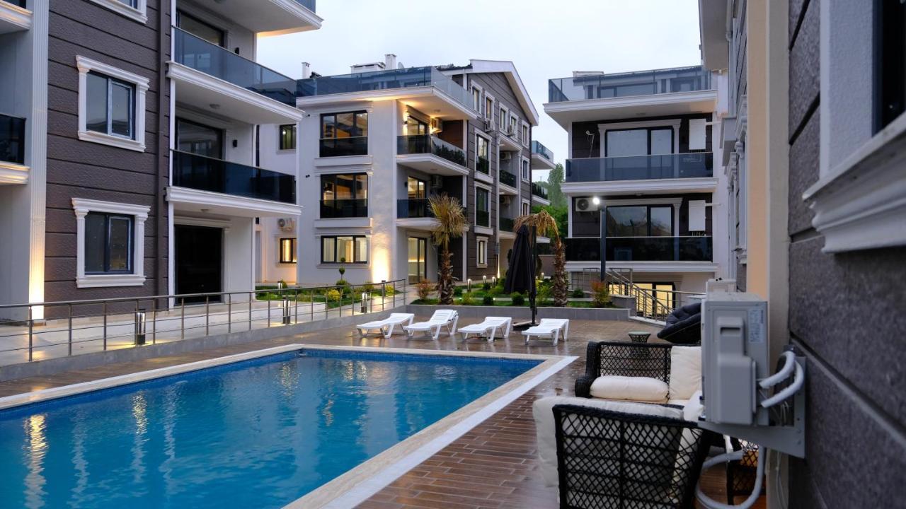 Aparthotel Flower City Suits à Yalova  Extérieur photo