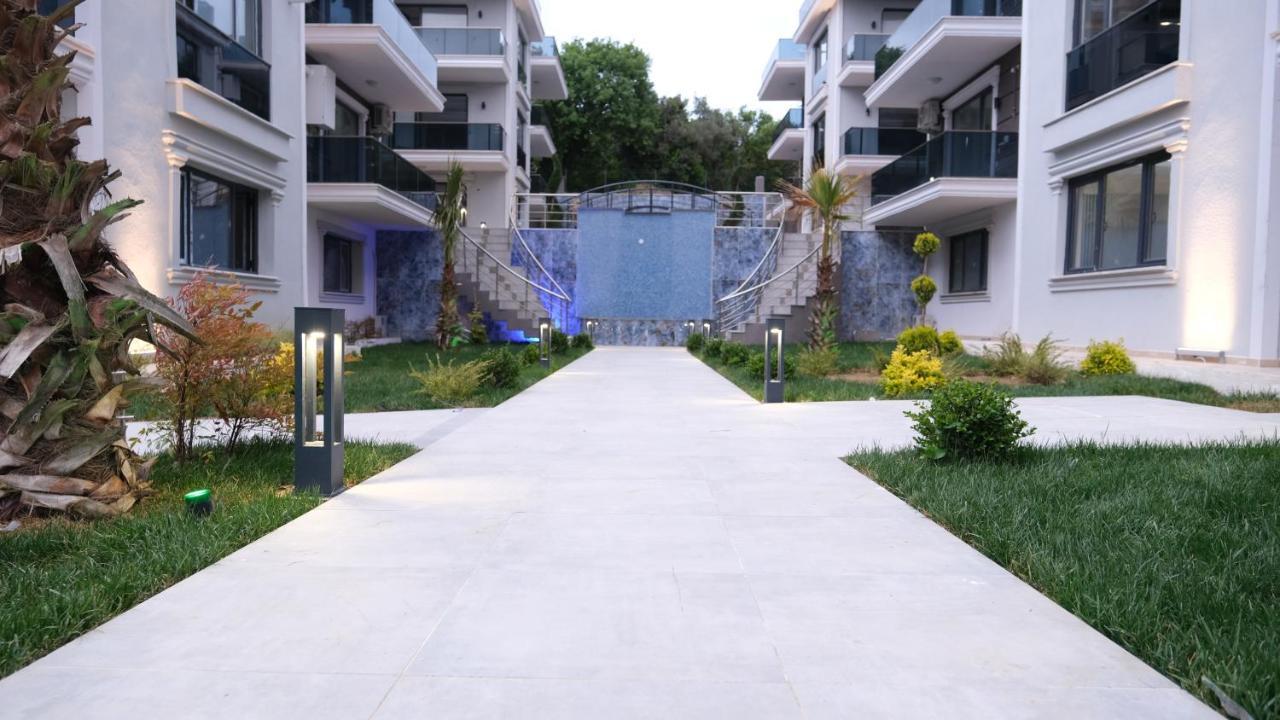 Aparthotel Flower City Suits à Yalova  Extérieur photo