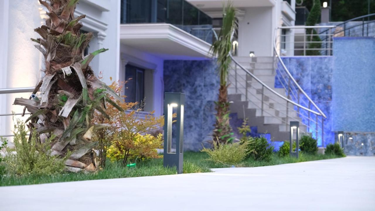 Aparthotel Flower City Suits à Yalova  Extérieur photo