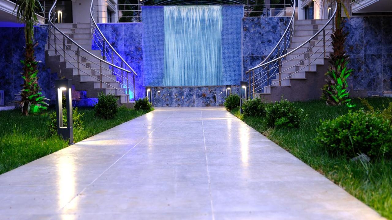Aparthotel Flower City Suits à Yalova  Extérieur photo